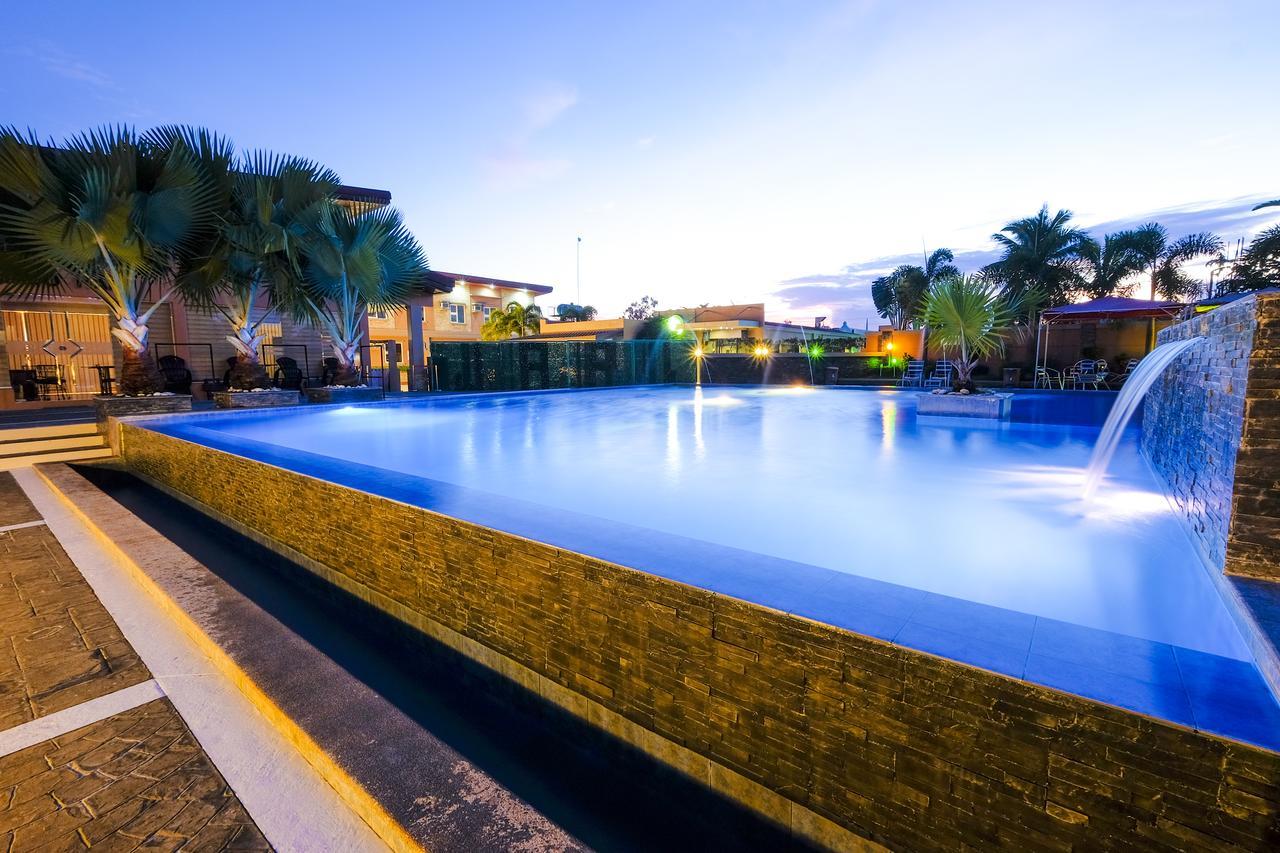 Japi Hotel - Annex Cauayan City  Exteriör bild